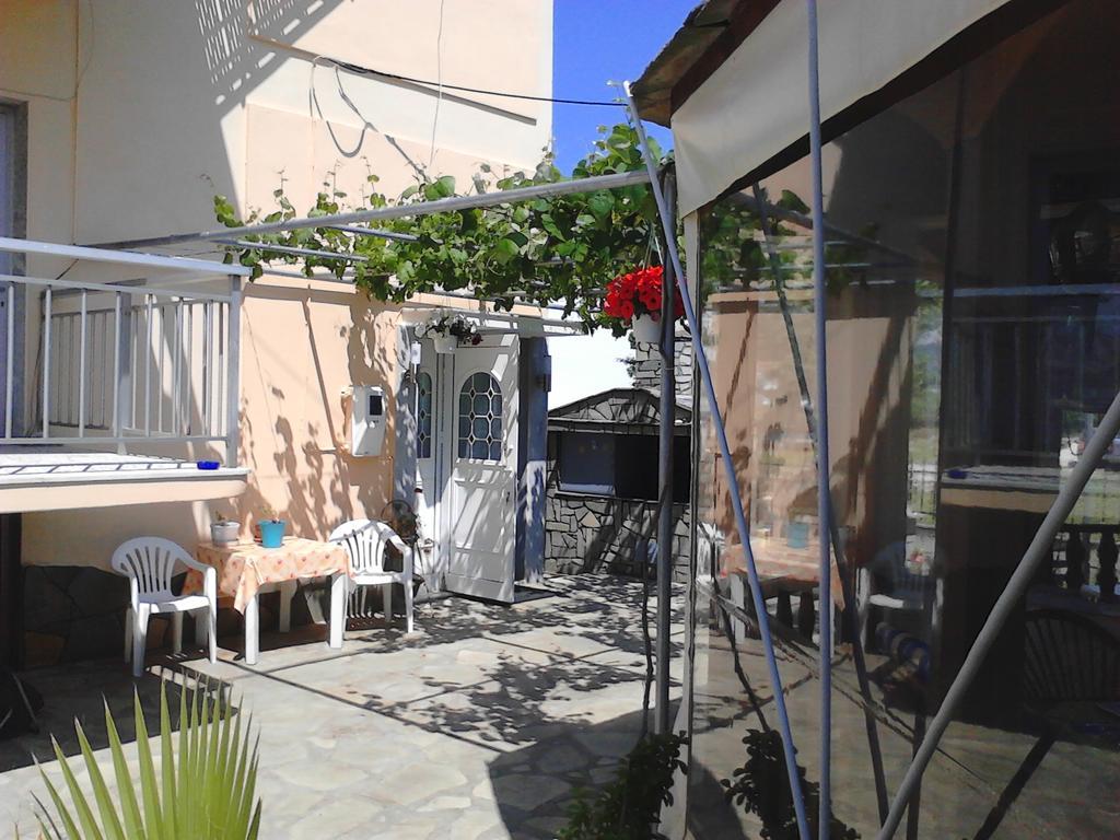 Patra Rooms Skala Prinou พริโนส ภายนอก รูปภาพ