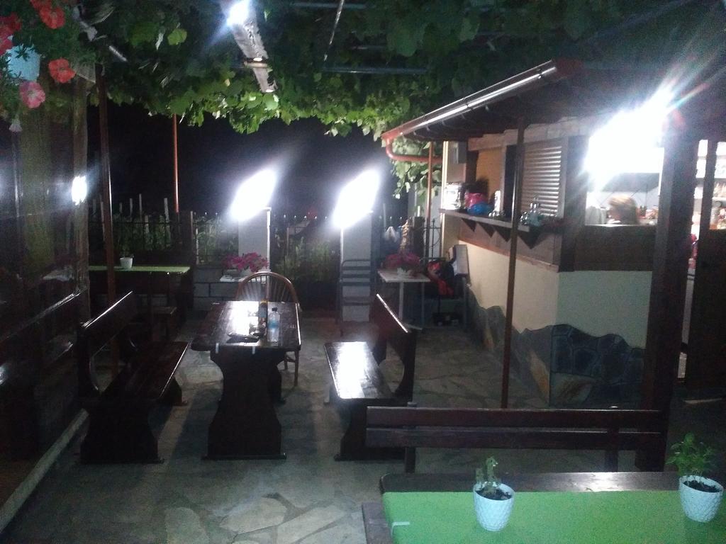 Patra Rooms Skala Prinou พริโนส ภายนอก รูปภาพ